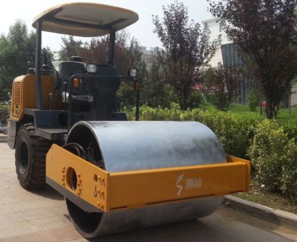 點擊查看詳細信息<br>標題：3.5噸單鋼輪座駕壓路機 閱讀次數：14029
